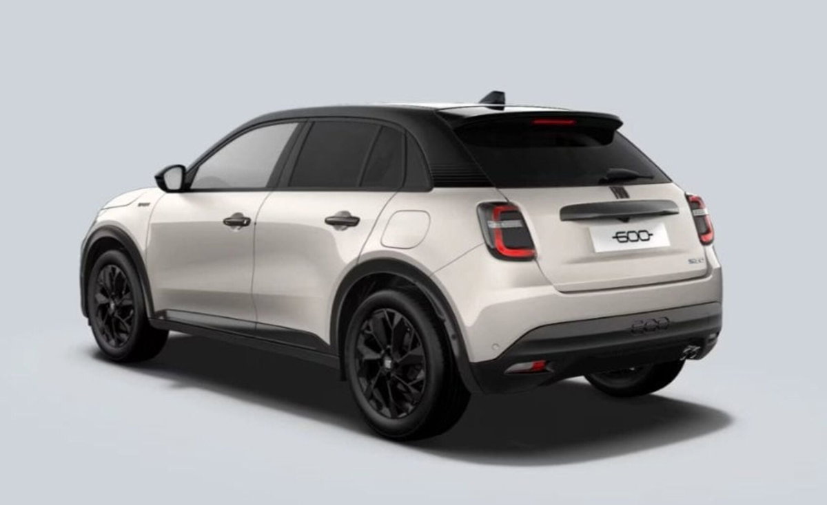 Fiat 600 1.2 hybrid Sport 145cv auto (2)