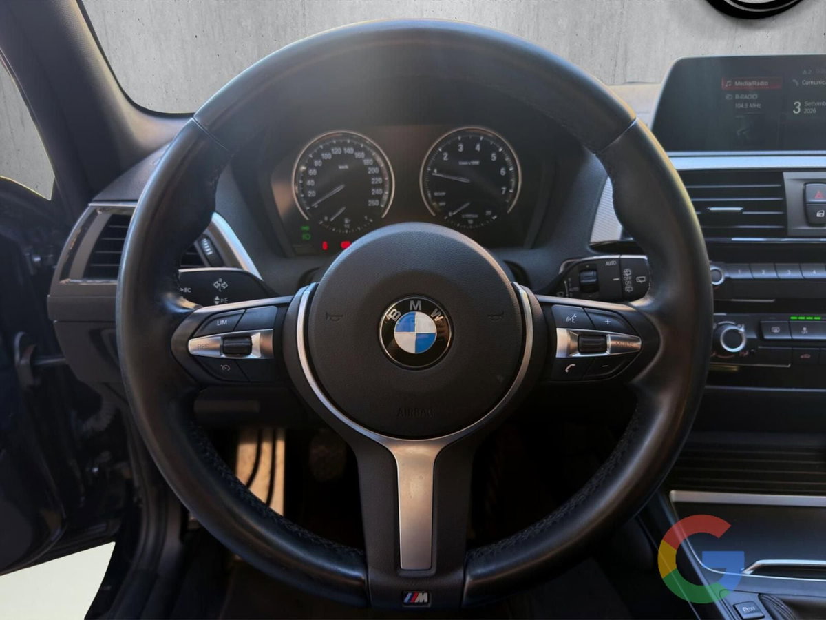 BMW Serie 1 118i Msport 136cv (10)