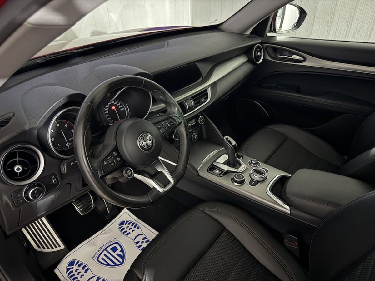 Alfa Romeo Stelvio Stelvio 2.2 Turbodiesel 190 CV AT8 Q4 Sprint (14)