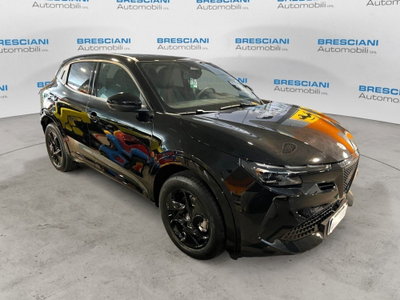 Alfa Romeo Junior 1.2 ibrida Q4 Ti 145cv edct6 (2)
