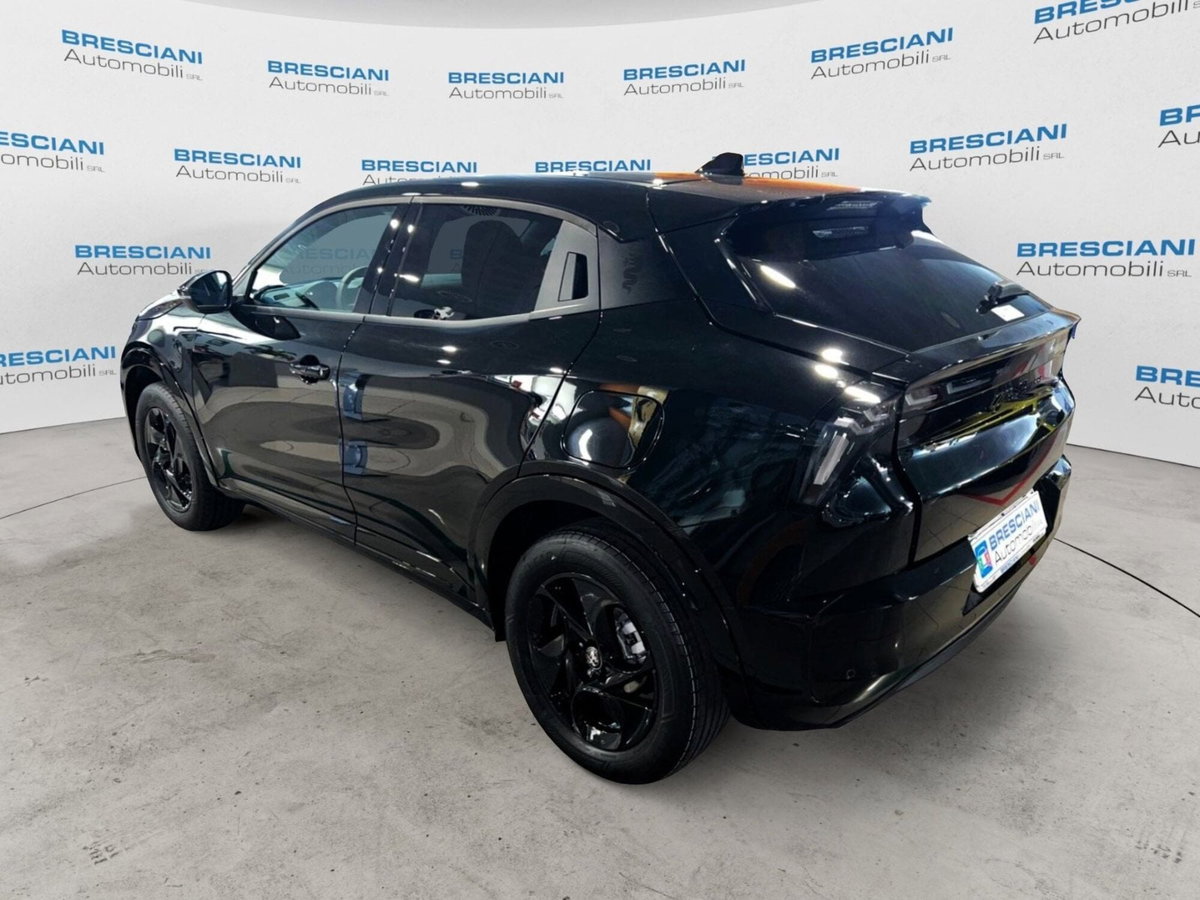 Alfa Romeo Junior 1.2 ibrida Q4 Ti 145cv edct6 (6)
