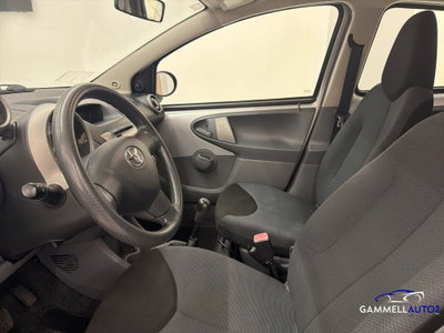 Toyota Aygo 1.0 12V VVT-i 3 porte (14)
