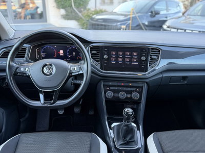 Volkswagen T-Roc 1.0 tsi Style 115cv (8)