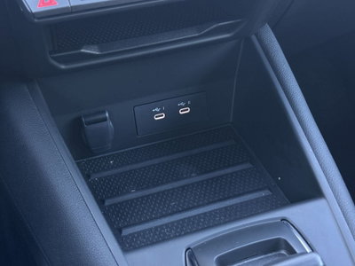 Renault Symbioz 1.3 mild hybrid Techno 140cv auto (12)