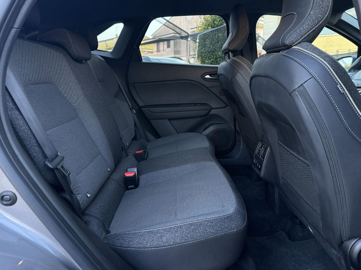 Renault Symbioz 1.3 mild hybrid Techno 140cv auto (15)