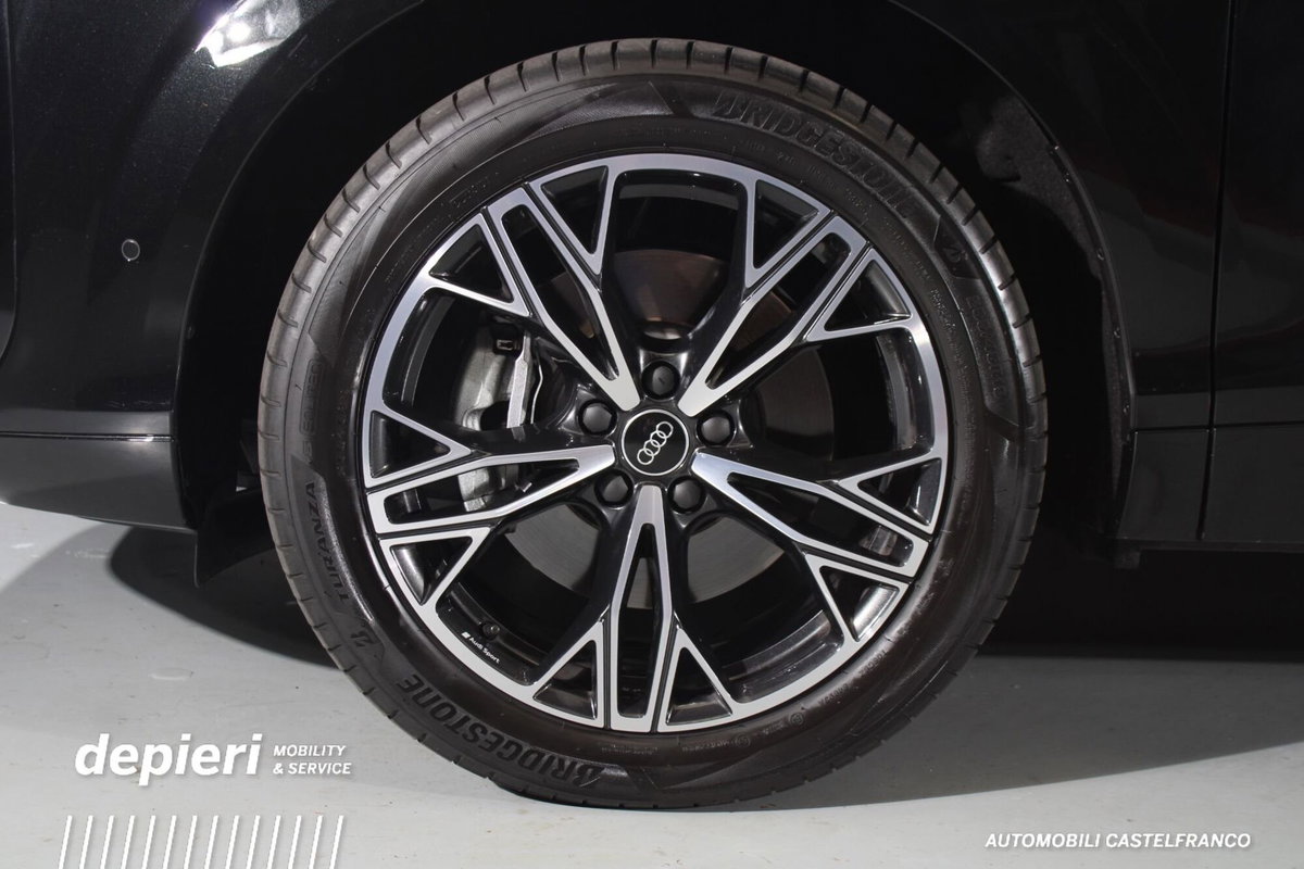 Audi Q3 Sportback 2.0 tfsi S line edition quattro 204cv s-tronic (8)