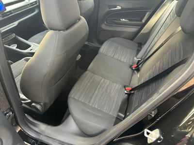 Jeep Avenger 1.2 turbo e-hybrid mhev 85th Anniversary fwd 110cv edct6 (12)