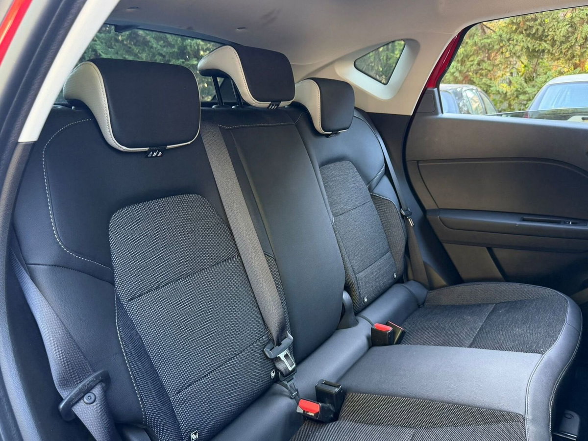 Renault Captur TCe 100 CV GPL Techno (13)