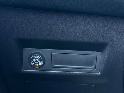 Renault Captur TCe 100 CV GPL Techno (14)