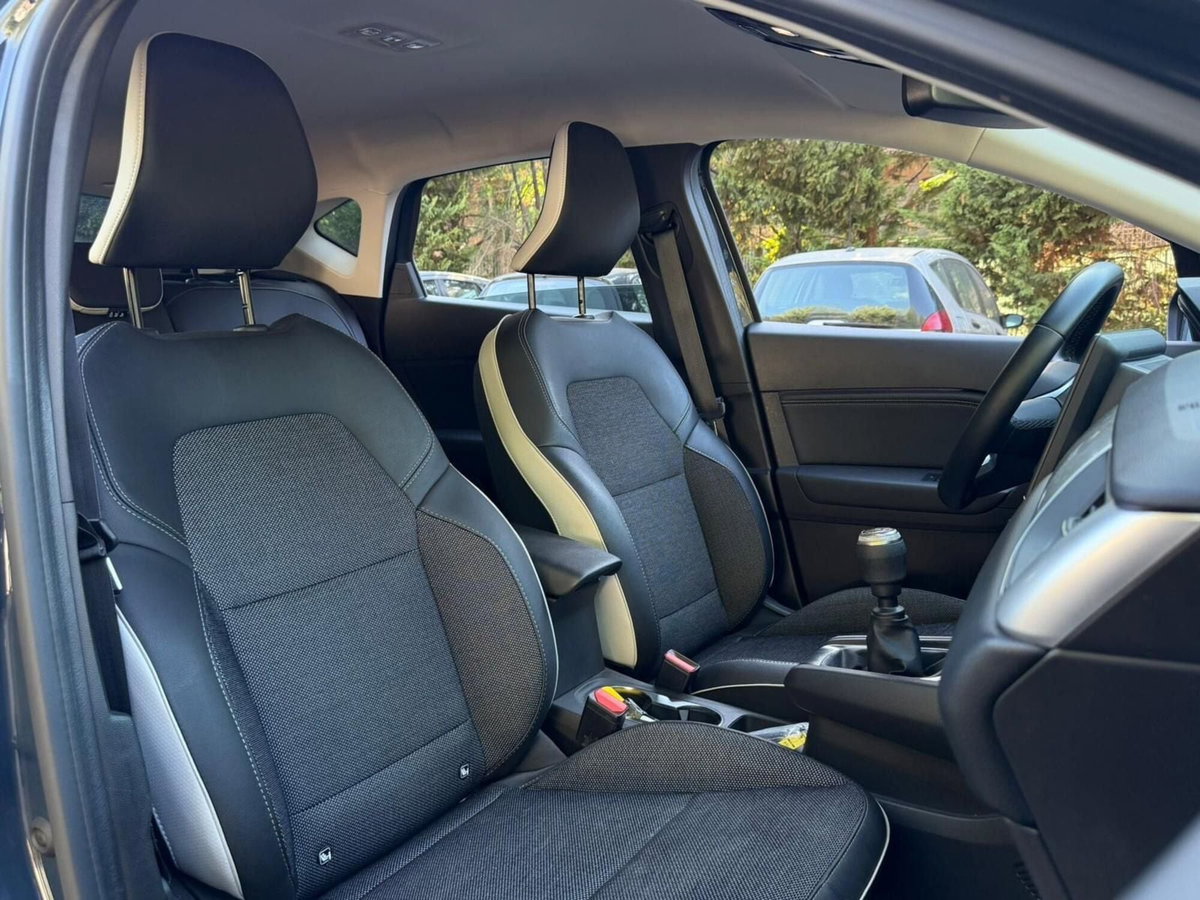 Renault Captur TCe 100 CV GPL Techno (8)