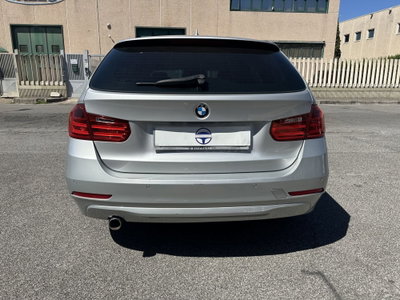 BMW Serie 3 Touring 318d (5)