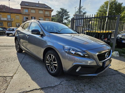 Volvo V40 Cross Country D2 Geartronic (3)