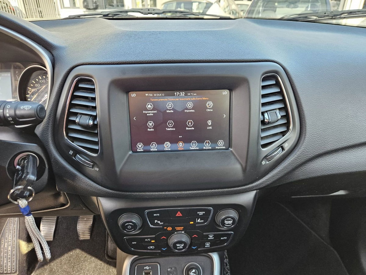 Jeep Compass 1.6 Multijet II 2WD Longitude (14)