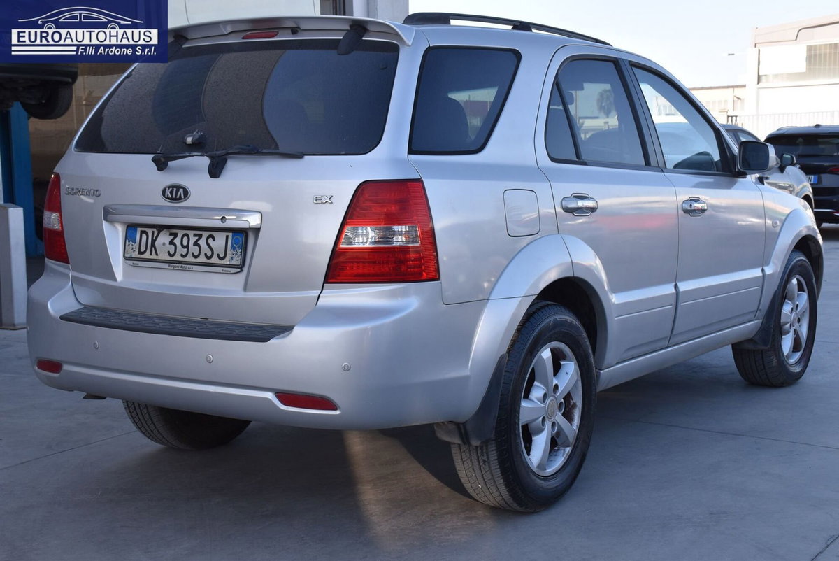 Kia Sorento 2.5 16V CRDI VGT 4WD Active (4)
