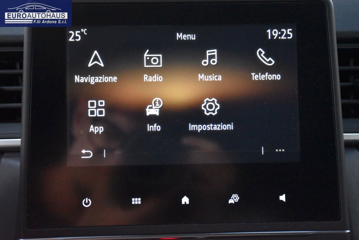 Renault Captur TCe 100 CV GPL FAP Business (11)
