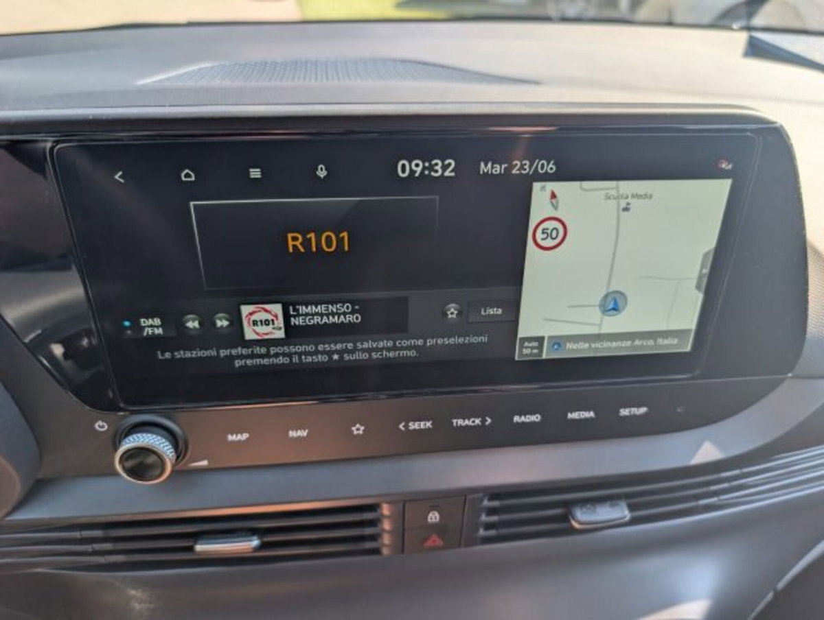 Hyundai i20 1.0 t-gdi Connectline 90cv dct (13)