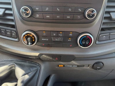 Ford Tourneo Custom 310 2.0 TDCi 105CV PC Trend (16)