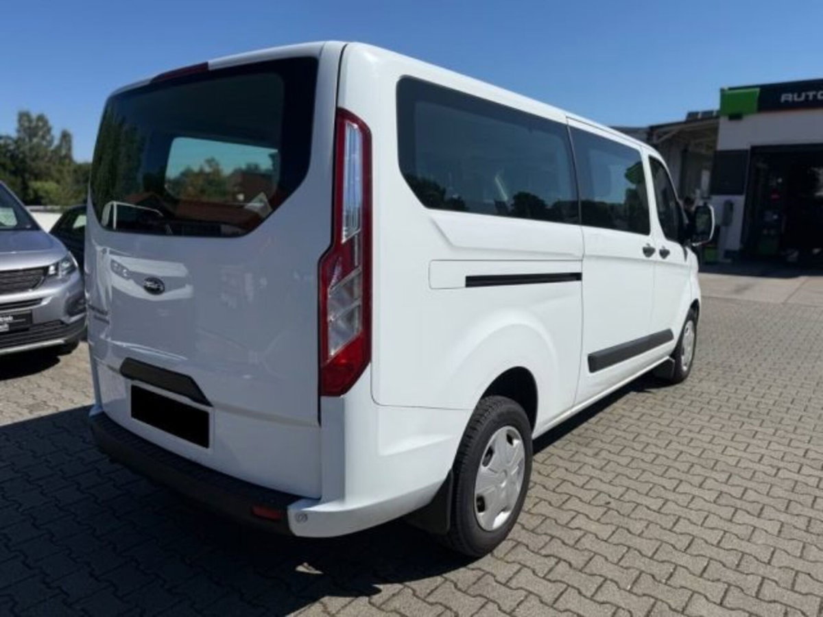 Ford Tourneo Custom 310 2.0 TDCi 105CV PC Trend (4)