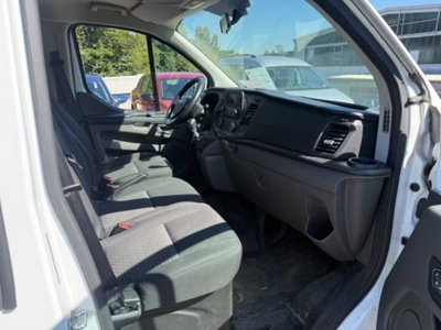 Ford Tourneo Custom 310 2.0 TDCi 105CV PC Trend (9)