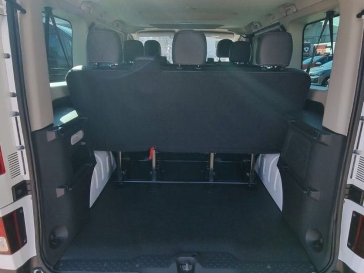 Renault Trafic Furgone BluedCi 110CV PL-TN Intens (6)