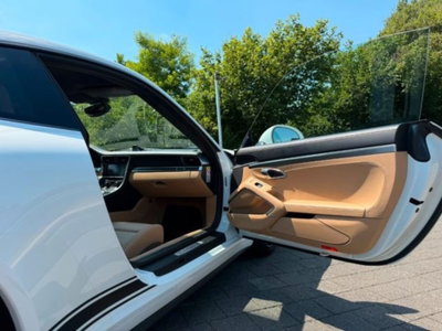 Porsche 911 Coupé 3.4 Carrera 4 (15)