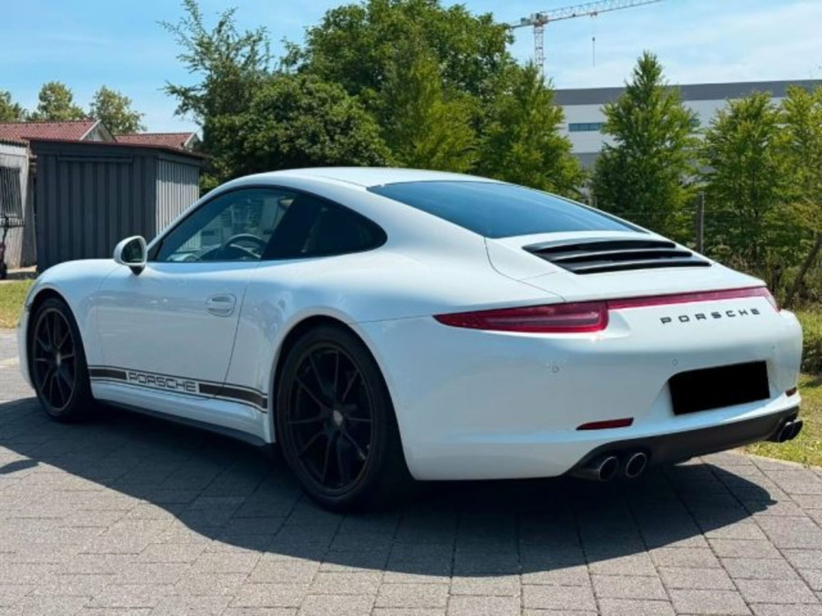 Porsche 911 Coupé 3.4 Carrera 4 (3)