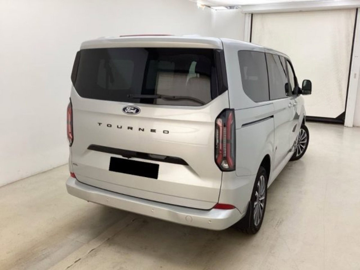 Ford Tourneo Custom 340 2.5 Duratec phev 233cv Titanium X L2H1 (2)