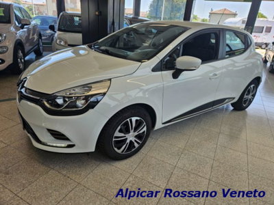Renault Clio TCe 12V 90 CV GPL 5 porte Moschino Life (3)