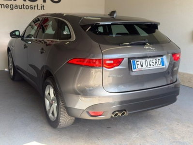 Jaguar F-Pace 2.0 D 180 CV aut. Prestige (6)