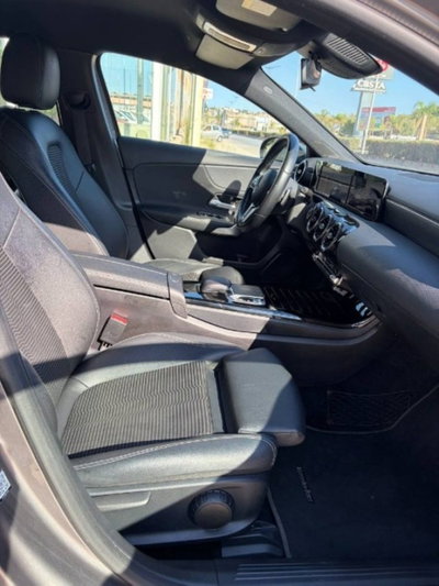 Mercedes-Benz Classe A Sedan 180 d Automatic 4p. Sport (15)