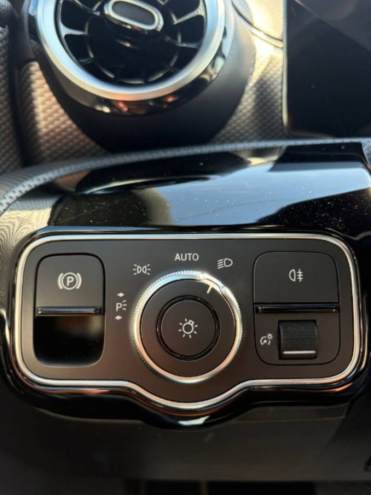 Mercedes-Benz Classe A Sedan 180 d Automatic 4p. Sport (17)