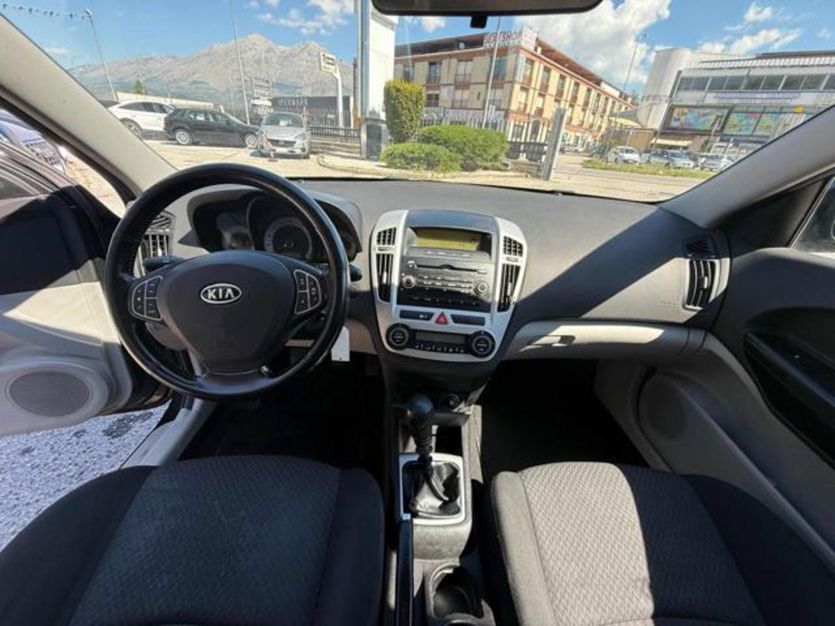 Kia cee'd Sport Wagon 1.6 CRDi VGT 115CV EX (15)