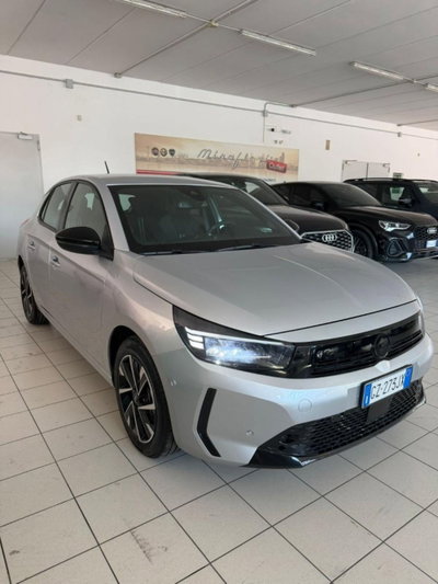 Opel Corsa 1.2 100 CV GS Line (2)