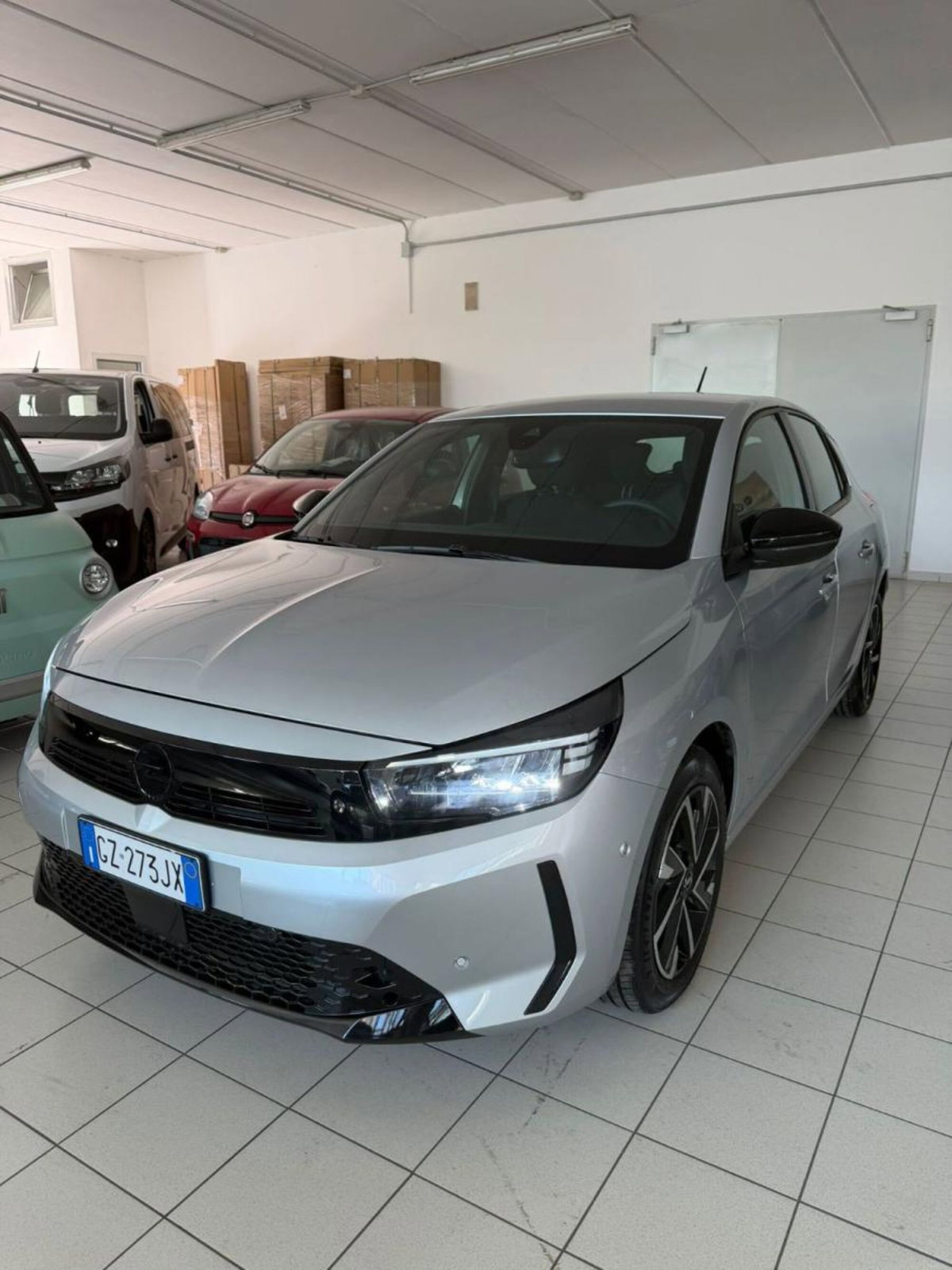 Opel Corsa 1.2 100 CV GS Line (3)