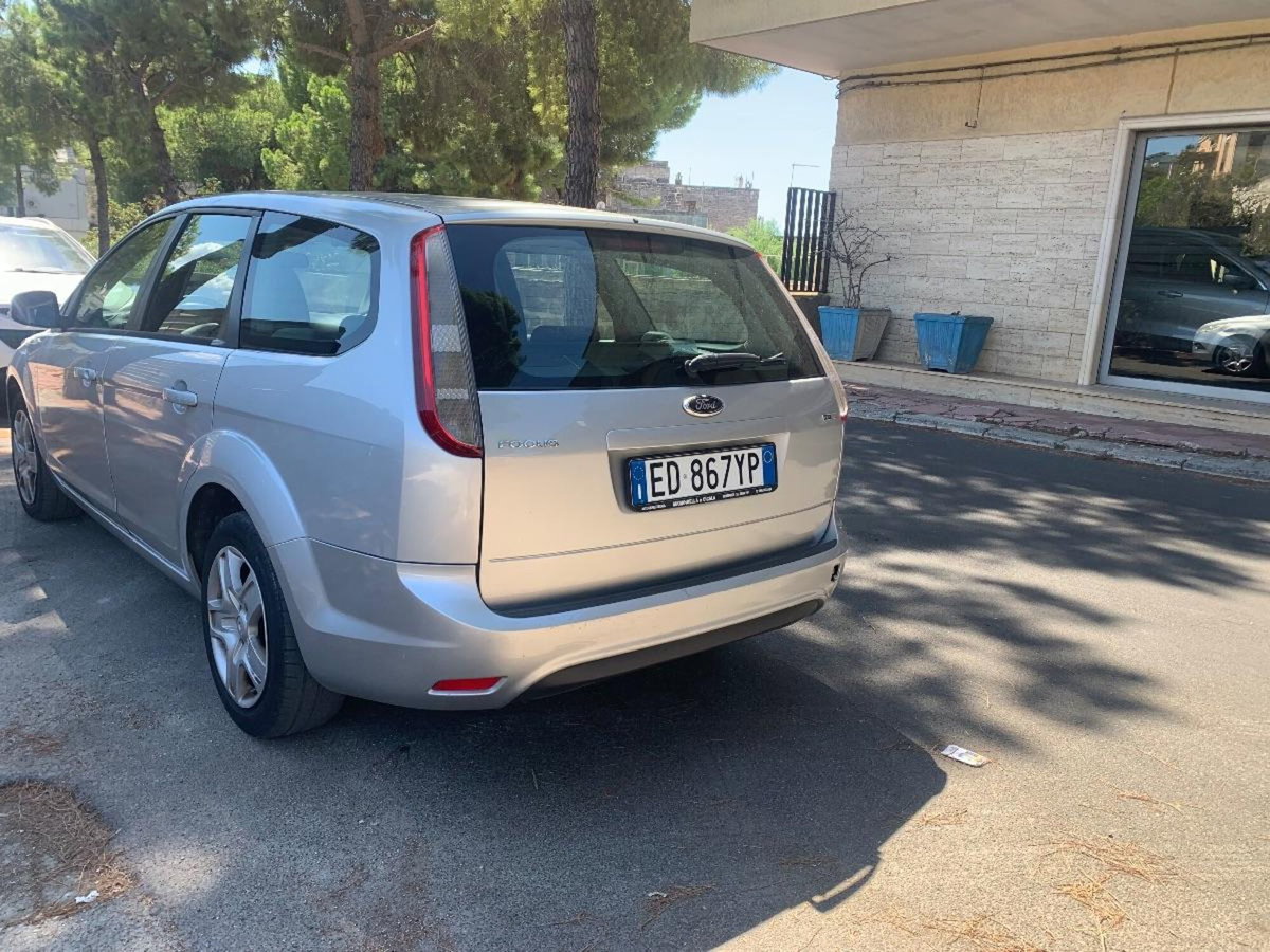 Ford Focus Station Wagon 1.6 TDCi (110CV) SW ECOnetic DPF (7)