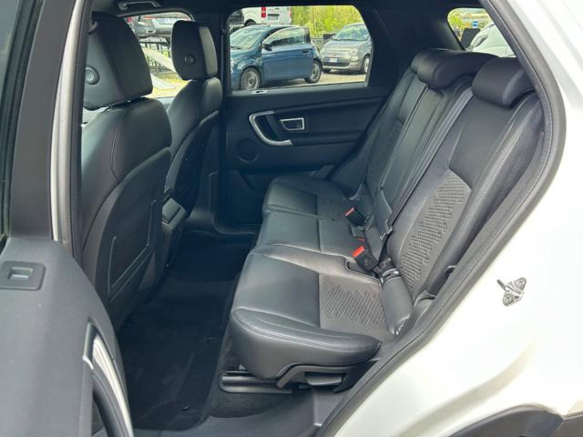 Land Rover Discovery Sport 2.0 TD4 150 CV SE (6)