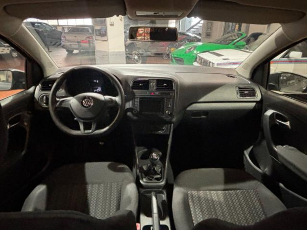 Volkswagen Polo 1.0 MPI 5p. Trendline (14)