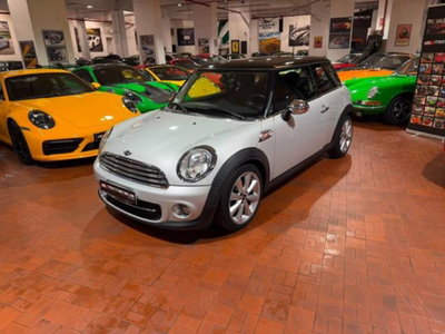 MINI Mini 2.0 16V Cooper D Automatica (19)