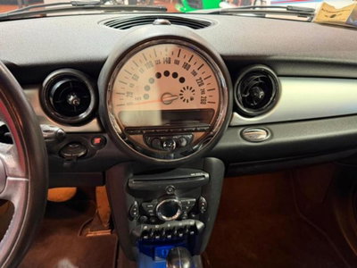 MINI Mini 2.0 16V Cooper D Automatica (11)