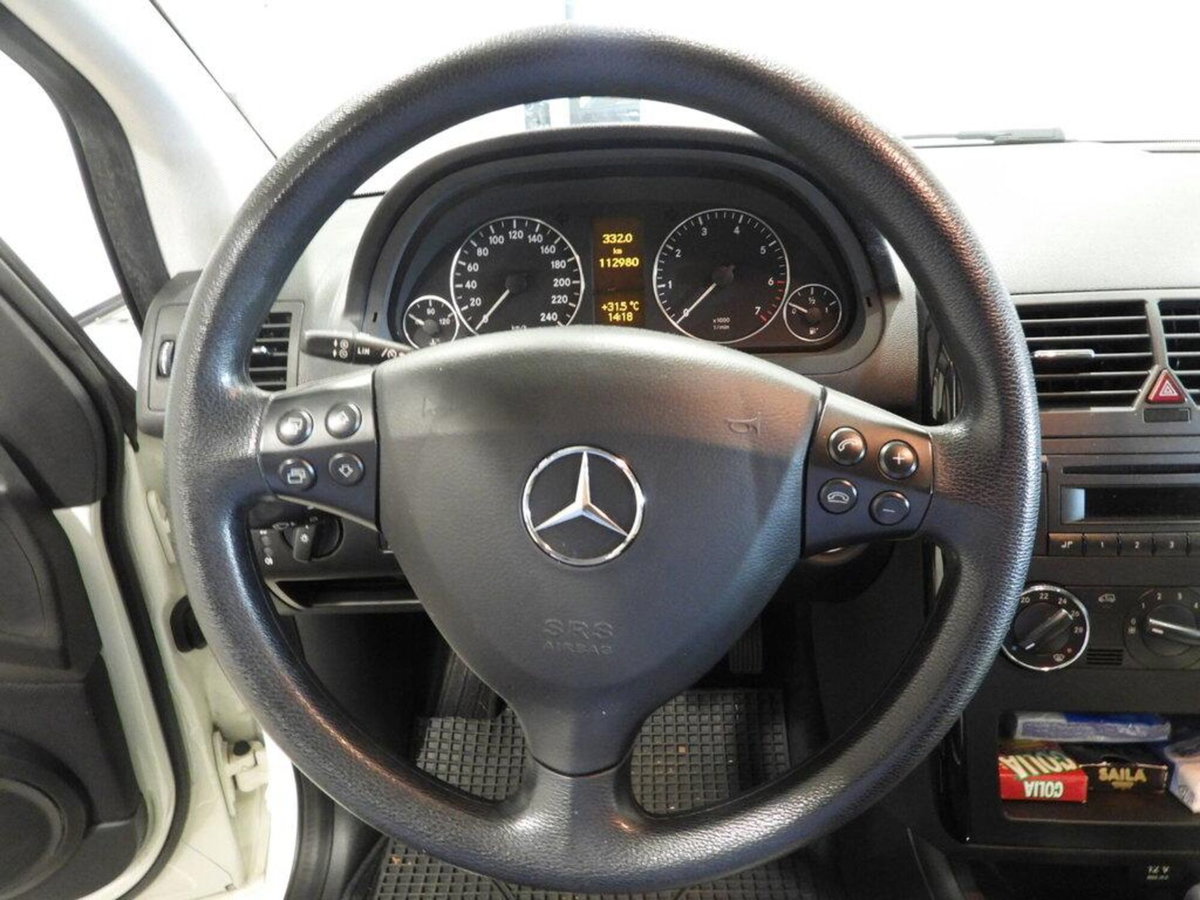 Mercedes-Benz Classe A 160 Elegance (10)