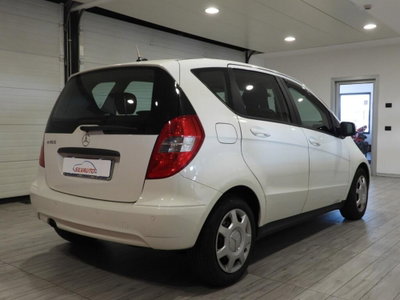 Mercedes-Benz Classe A 160 Elegance (4)