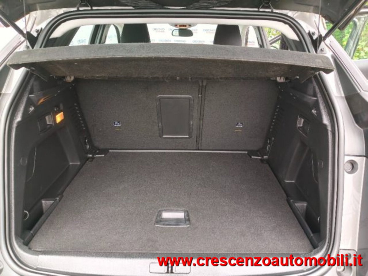 Peugeot 3008 BlueHDi 130 S&S EAT8 Allure Pack (18)