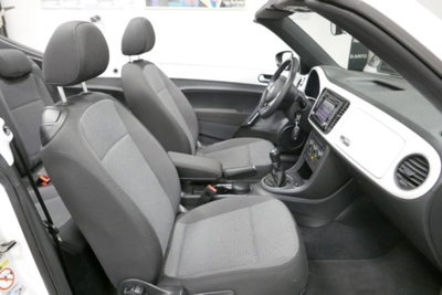 Volkswagen Maggiolino Cabrio 1.2 TSI Design (12)