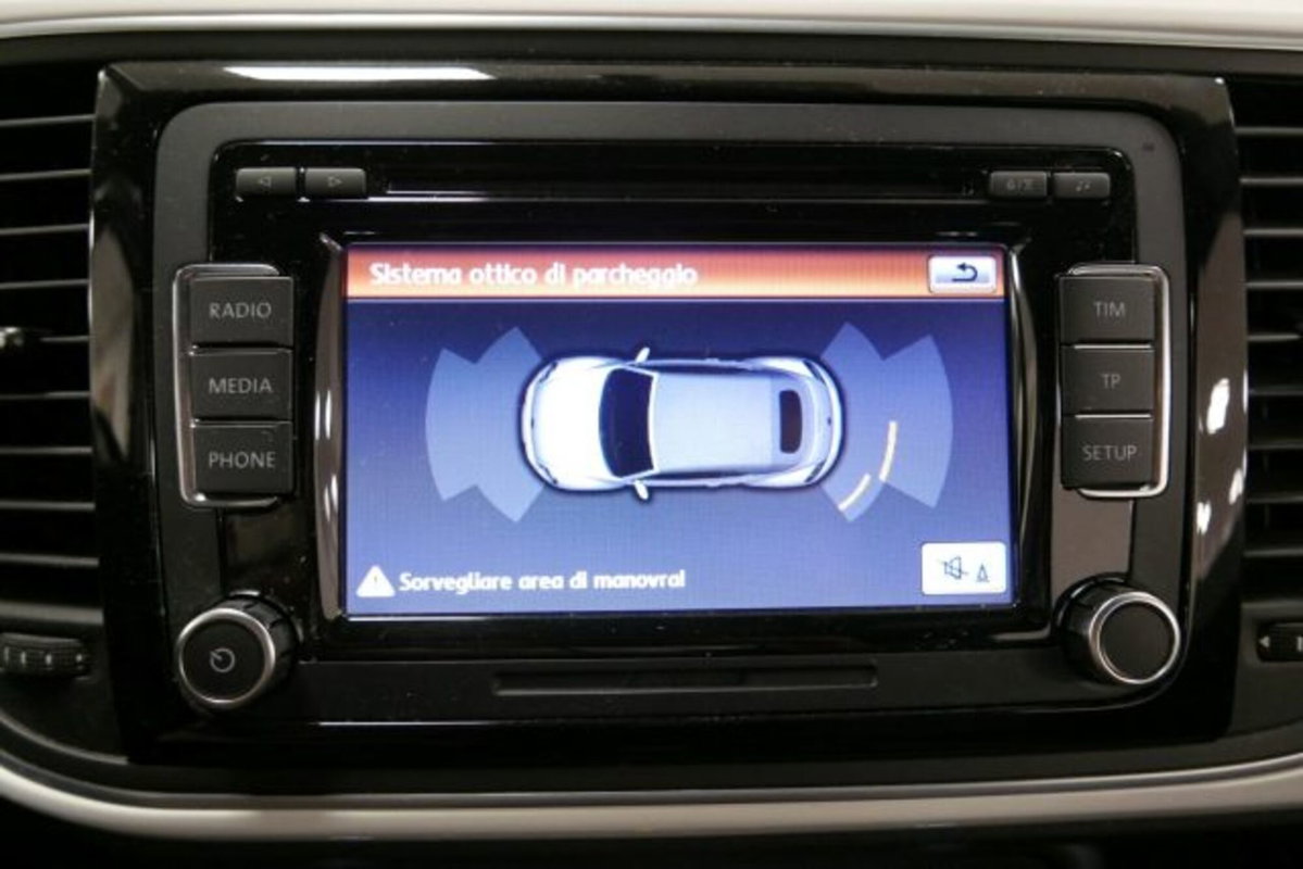 Volkswagen Maggiolino Cabrio 1.2 TSI Design (13)