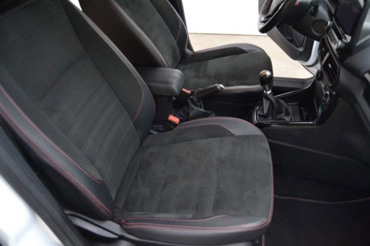 Ford EcoSport 1.5 TDCi 100 CV Start&Stop ST-Line (9)