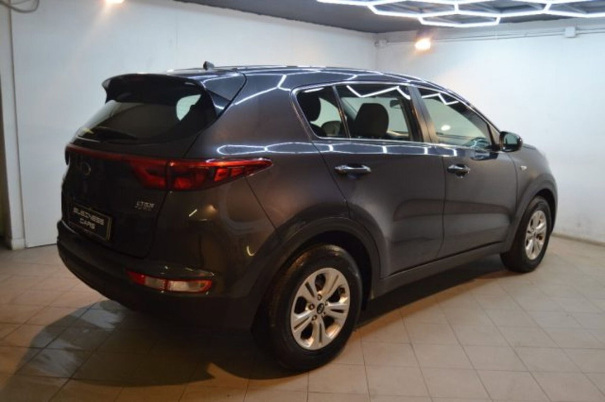 Kia Sportage 1.6 CRDI 115 CV 2WD Business Class (4)