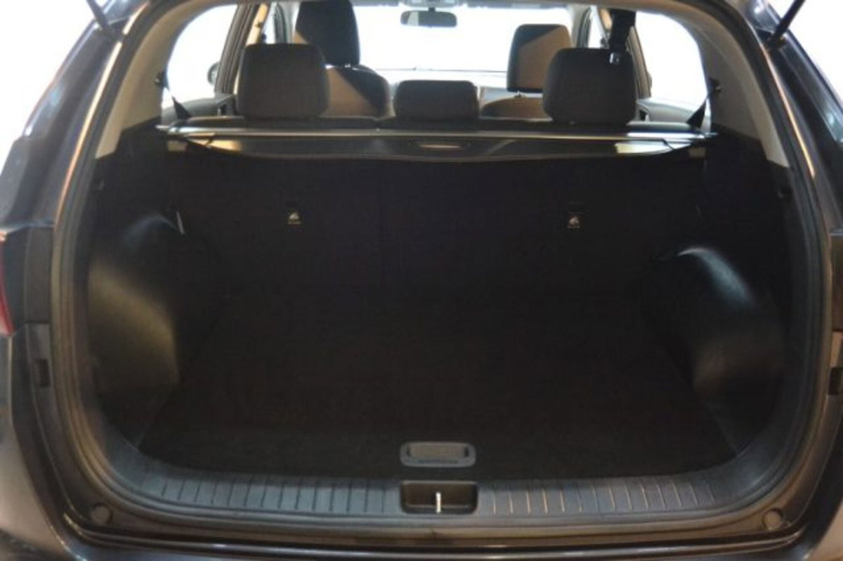 Kia Sportage 1.6 CRDI 115 CV 2WD Business Class (5)