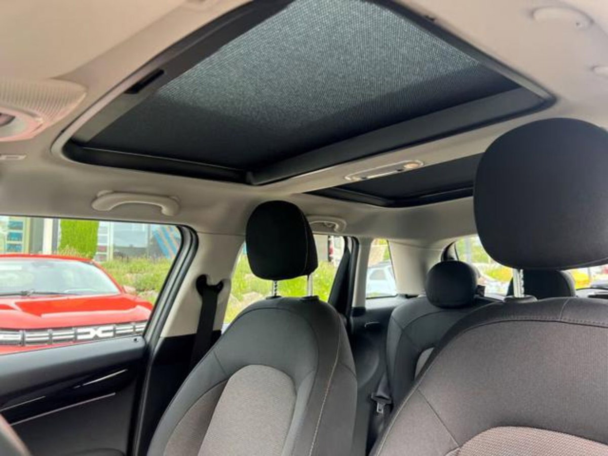 MINI Mini 1.5 Cooper Essential (8)