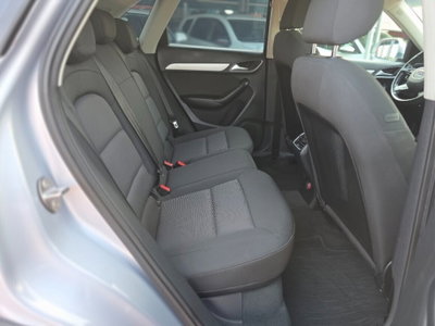 Audi Q3 2.0 TDI 150 CV quattro Business (11)