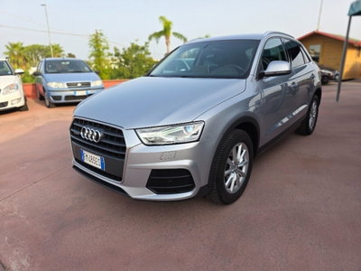 Audi Q3 2.0 TDI 150 CV quattro Business (4)